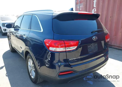 2017 Kia Sorento 3.3L Lx z USA, uszkodzony, nr VIN 5XYPG4A53HG301332